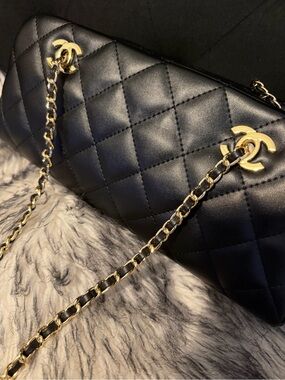 Quilted Black Leather Shoulder Bag with Gold Chain